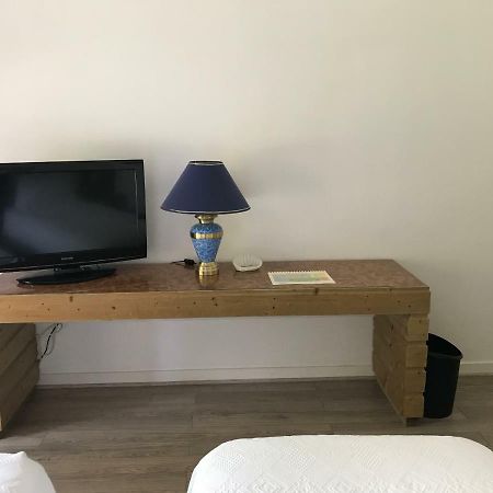 Le Vieux Logis De Clam Hotel Bagian luar foto