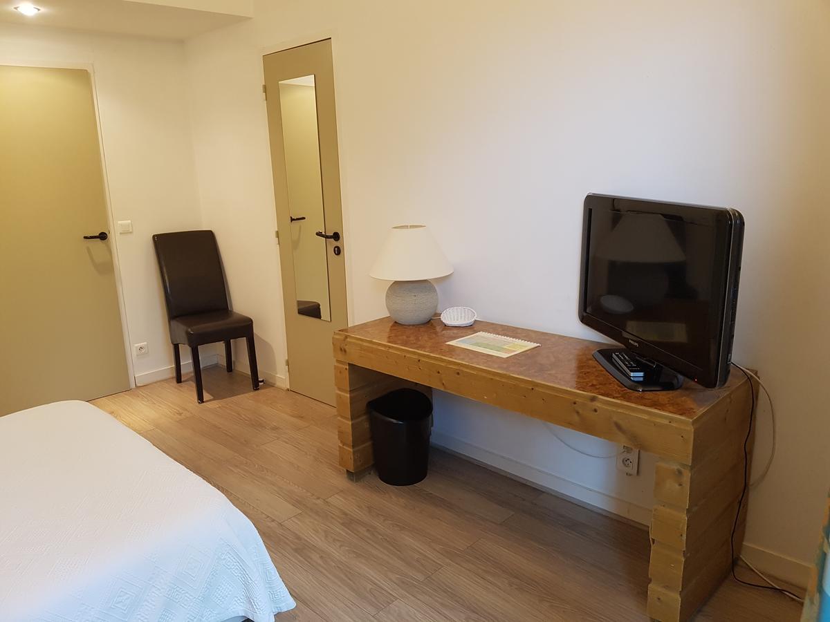 Le Vieux Logis De Clam Hotel Bagian luar foto