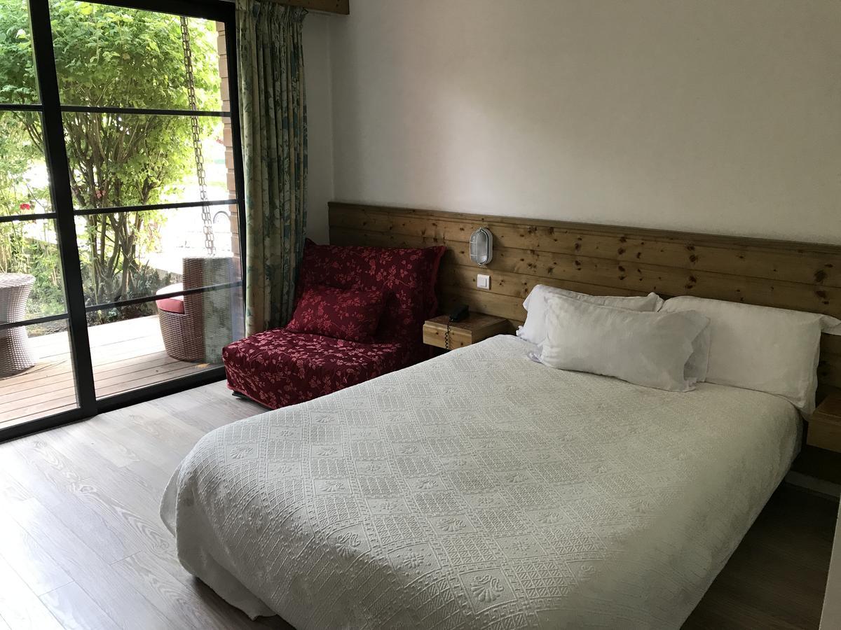 Le Vieux Logis De Clam Hotel Bagian luar foto