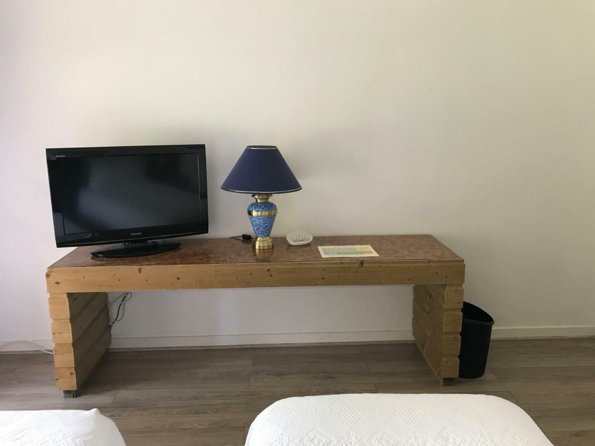 Le Vieux Logis De Clam Hotel Bagian luar foto